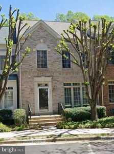 6631 Thurlton Dr