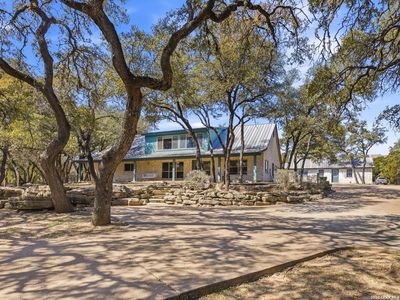9035 Fair Oaks Parkway