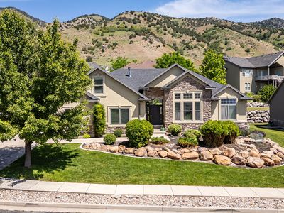 729 Eagle View Dr