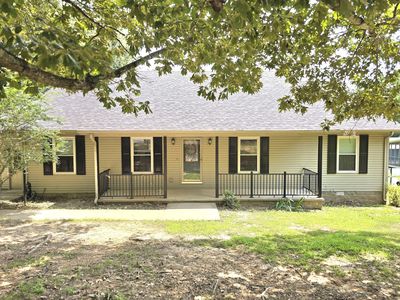 39 Bayshore Dr