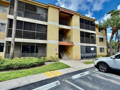 3017 N Oakland Forest Dr APT 103