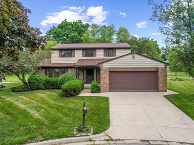 2457 Traver Blvd