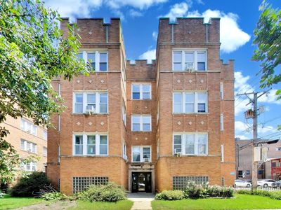 4419 N Whipple St APT 2B