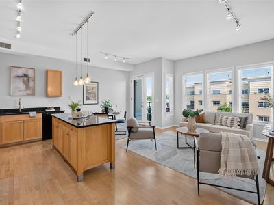 100 Water St APT 404