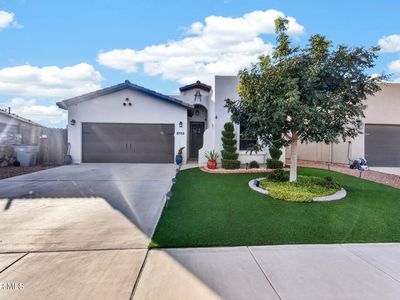 3733 Loma Adriana Dr