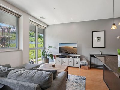 1902 North Commerce STREET #306