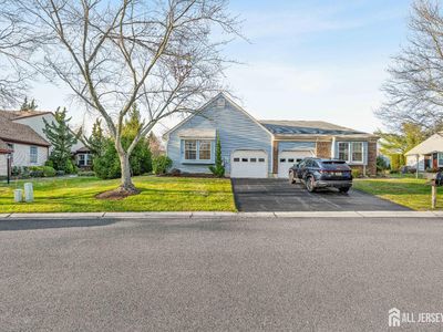29 Hillsborough Dr #B