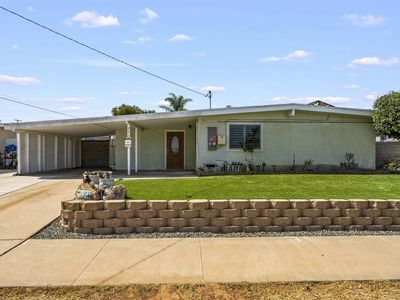 831 Hickory Ct