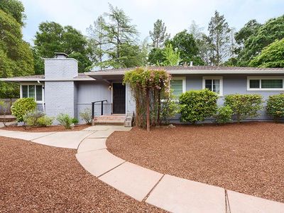 156 Bardet Rd