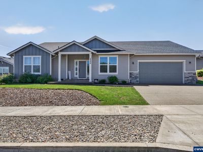 2988 Clearwater Dr NE