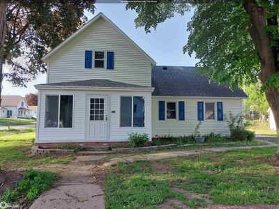 701 Lowell Ave