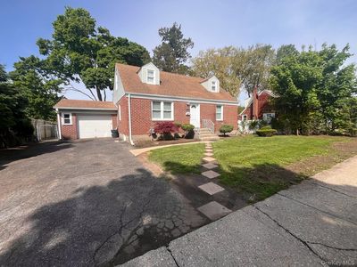 245 Warren Street