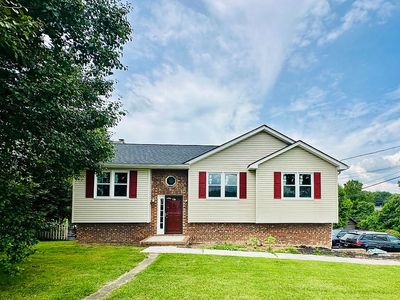 105 Winchester Dr