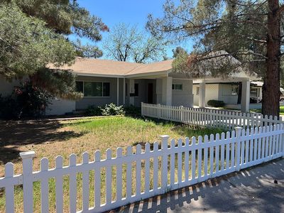 4207 E Avalon Dr