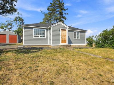 16078 Hoffman Rd
