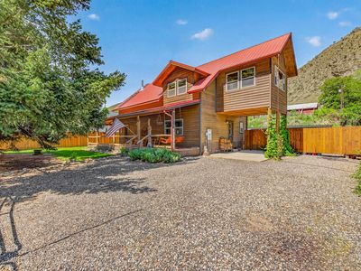 132 Heath Dr