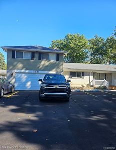 3231 Union Lake Rd