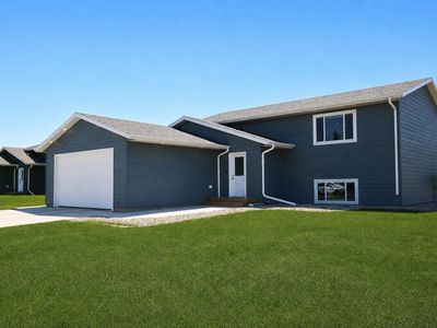 1102 Nano Nagle Ave NE