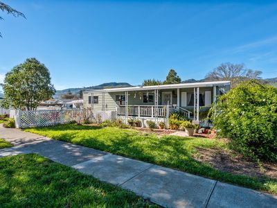 660 Leslie Street #80