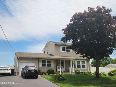 153 Natick Trail