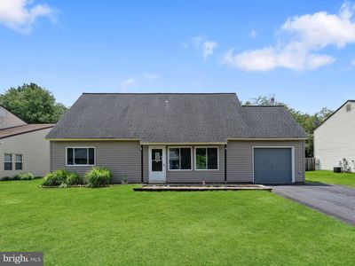 19 Penfield Ln