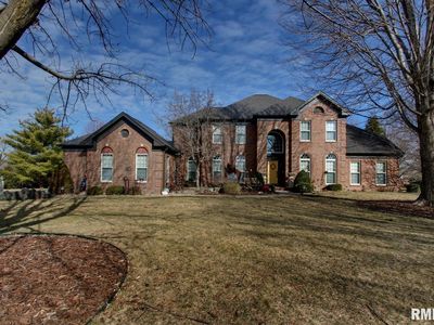 609 Long Dr