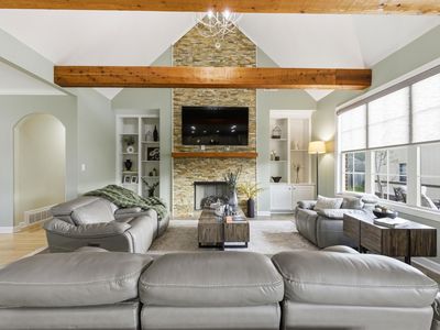 5956 Windsor Falls Loop