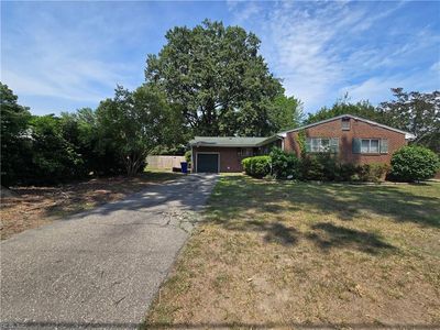 716 Tanbark Dr