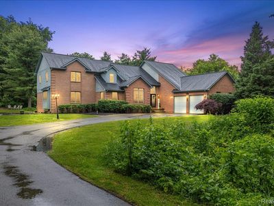 Property at 4700 Botany Gln, Commerce Township, MI