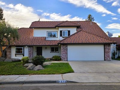 1578 E Serena Ave