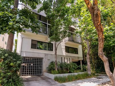 1401 Camden Ave APT 2