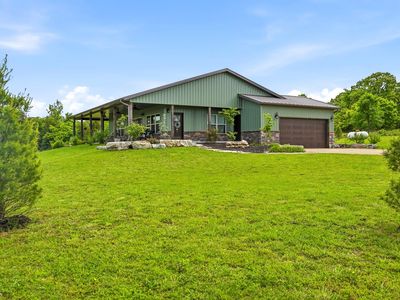 11830 Farm Road 1195