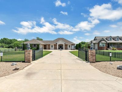 6628 S Hydraulic Dr