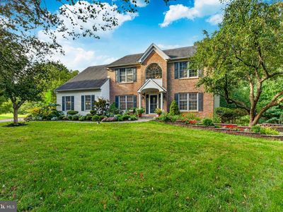 810 Thicket Ct