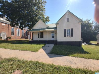 9 E Spring St
