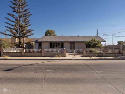 1142 W Donovan Rd