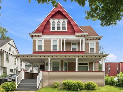 416 8th Ave SE