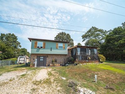 104 Maple St
