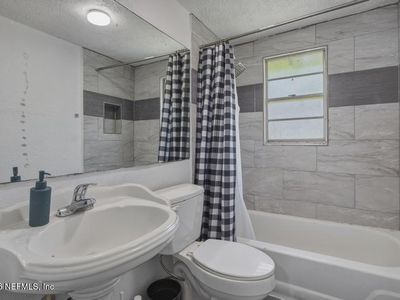 1216 W 24TH Street
