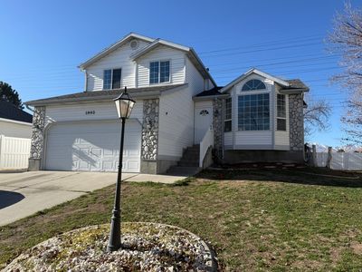 Property at 5902 S Trowbridge Way, Kearns, UT