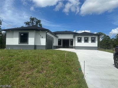 119 Moore Ave