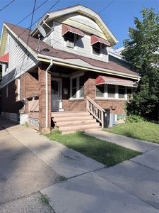2423 Cranberry St