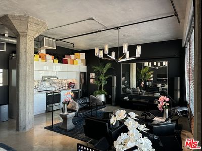 315 E 8th St APT 1105