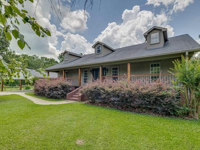 2507 Highway 561