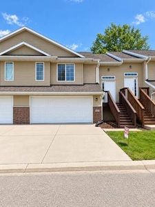 Property at 453 Rj Dr, Tiffin, IA