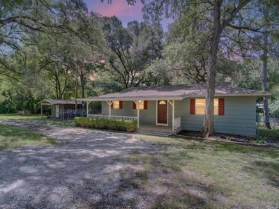 Property at 427 Whippoorwill Dr, Granbury, TX
