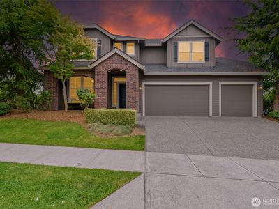 2404 NE 187th Place