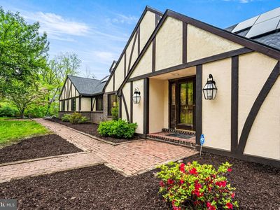 41 Devon Dr