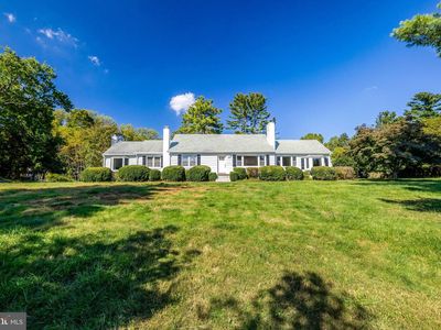 756 Applewood Ln