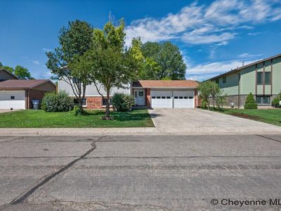 4744 Hickory Pl